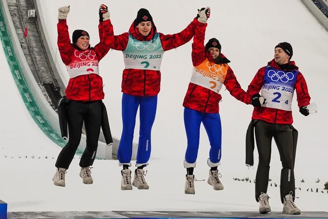 Canada surprises with bronze medal in mixed team ski jump | iNFOnews.ca
