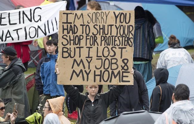 New Zealand tries old earworm hits to flush out protesters | iNFOnews.ca