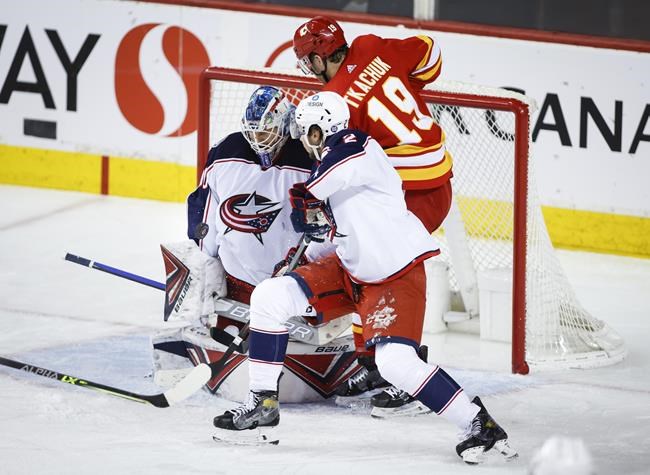 Toffoli scores in debut as Flames beat Blue Jackets 6-2 | iNFOnews.ca