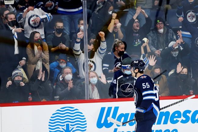 Scheifele records fifth career hat trick as Jets beat Wild | iNFOnews.ca