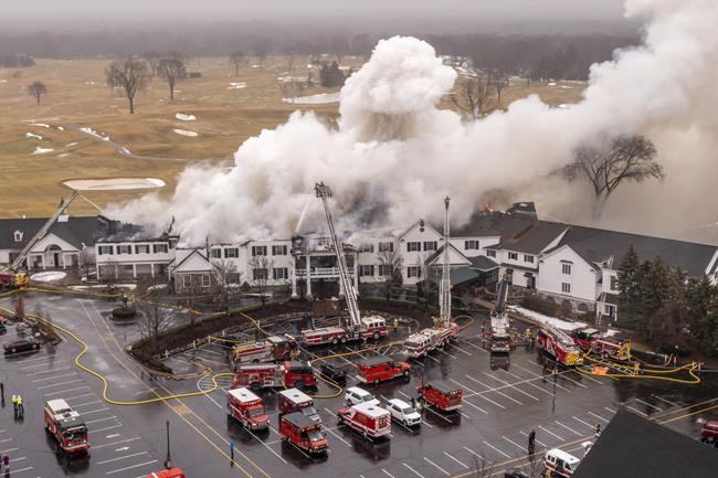 Sheriff: Workers maybe sparked country club fire with torch | iNFOnews.ca CP1171256889