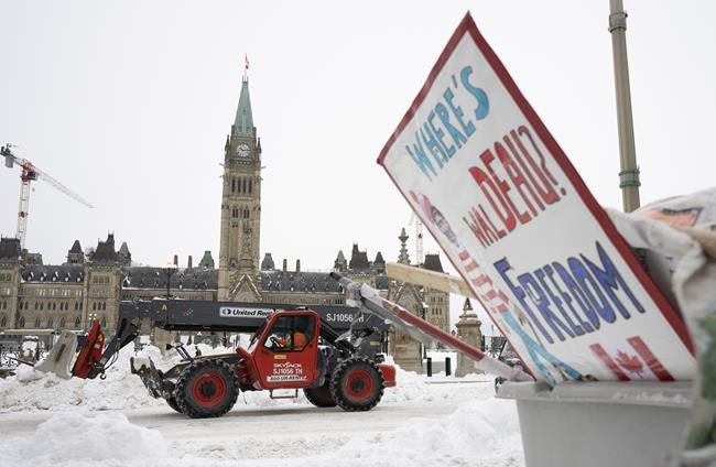 Ottawa closes street along Parliament, mulls permanent change in wake of protest | iNFOnews.ca