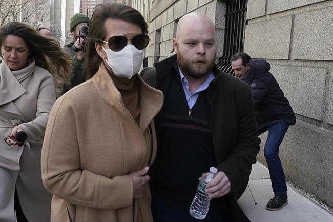 Ghislaine Maxwell juror regrets not disclosing sex abuse | iNFOnews.ca Ghislaine Maxwell juror regrets not disclosing sex abuse | iNFOnews.ca