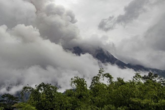 Indonesia’s Mount Merapi erupts multiple times, 250 evacuate | iNFOnews.ca Indonesia’s Mount Merapi erupts multiple times, 250 evacuate | iNFOnews.ca