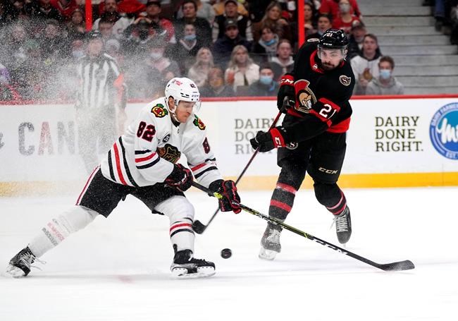 Caleb Jones, Jonathan Toews score two each as Blackhawks rally past Senators 6-3 | iNFOnews.ca
