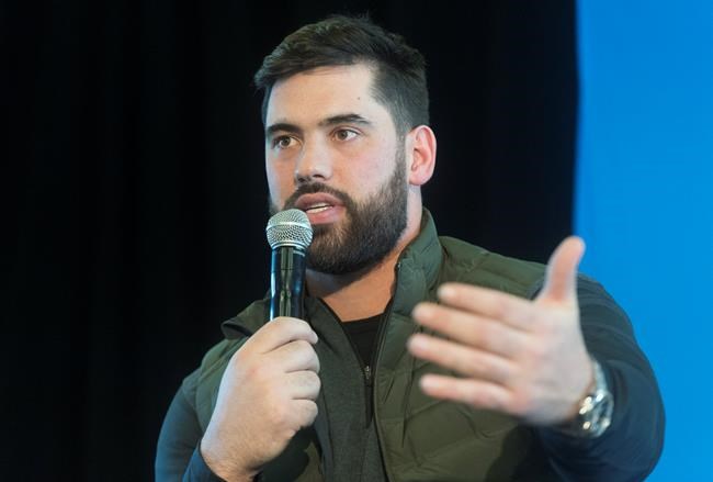 Veteran Canadian offensive lineman Duvernay-Tardif hits NFL free-agent market | iNFOnews.ca Veteran Canadian offensive lineman Duvernay-Tardif hits NFL free-agent market | iNFOnews.ca
