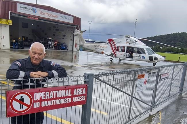 Video shows rescue from New Zealand boat on which 5 died | iNFOnews.ca