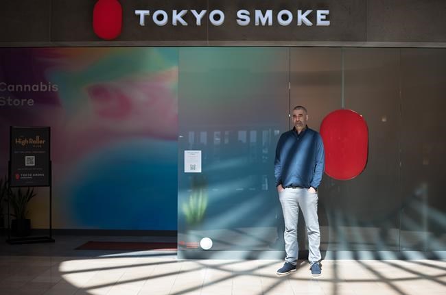 Cannabis stores push into malls, airports as competition among retailers increases | iNFOnews.ca Cannabis stores push into malls, airports as competition among retailers increases | iNFOnews.ca