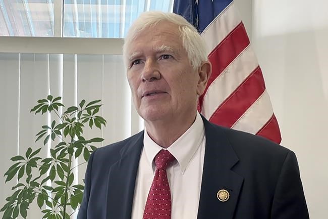 Trump rescinds Brooks endorsement in Senate race in Alabama | iNFOnews.ca