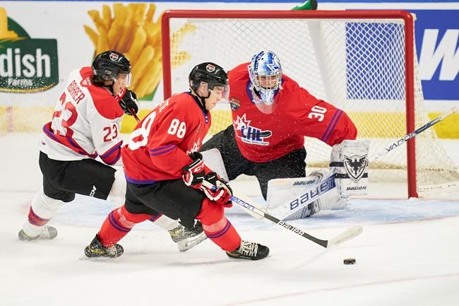 Wright scores, Karabela and Firkus shine in CHL/NHL Top Prospects Game | iNFOnews.ca