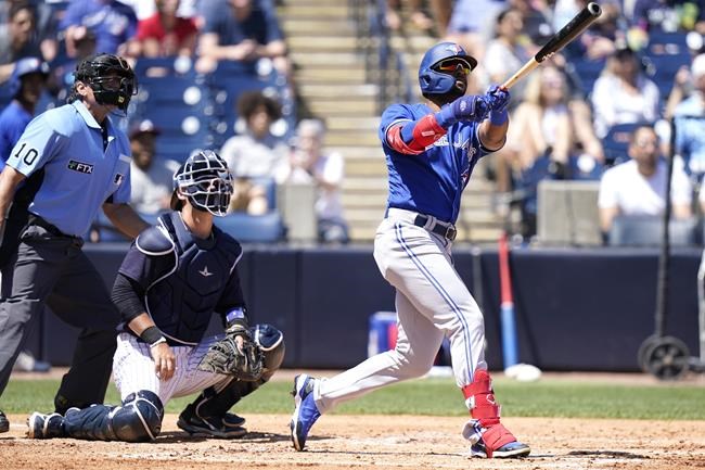 Greg Bird's eighth-inning blast helps Blue Jays hang on to beat Yankees 10-9 | iNFOnews.ca Greg Bird's eighth-inning blast helps Blue Jays hang on to beat Yankees 10-9 | iNFOnews.ca