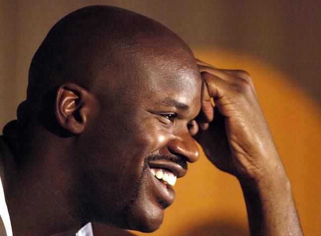 Shaq, Curry win Oscars for 'Queen of Basketball' documentary | iNFOnews.ca