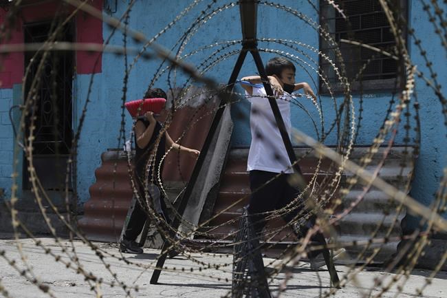Rights groups criticize El Salvador's mass gang roundups | iNFOnews.ca Rights groups criticize El Salvador's mass gang roundups | iNFOnews.ca