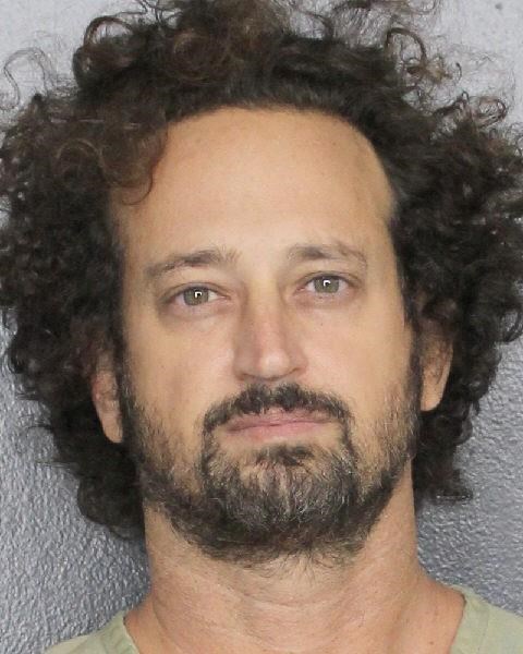 Florida dentist charged with fatal hit on ex-brother-in-law | iNFOnews.ca Florida dentist charged with fatal hit on ex-brother-in-law | iNFOnews.ca