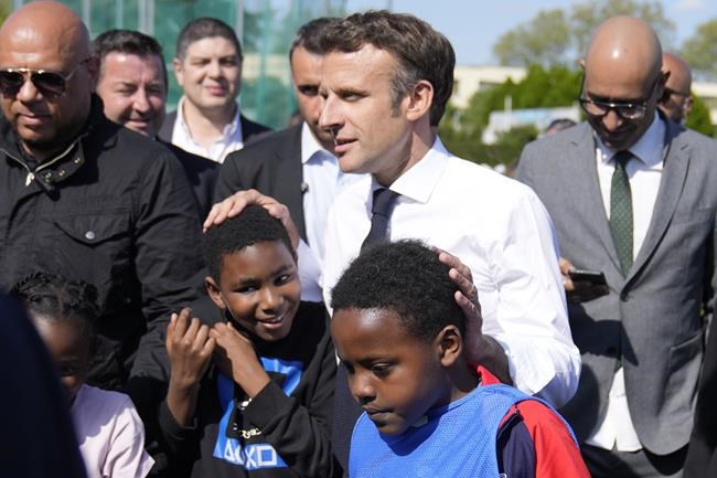 Macron, Le Pen trade blows in final day of campaign | iNFOnews.ca