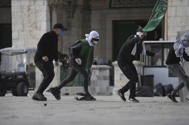 Israeli police storm Jerusalem holy site after rock-throwing | iNFOnews.ca