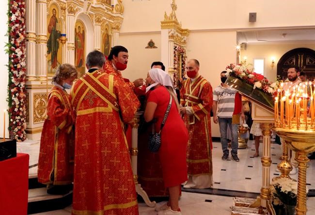 In shadow of war, Russians, Ukrainians mark Easter in UAE | iNFOnews.ca In shadow of war, Russians, Ukrainians mark Easter in UAE | iNFOnews.ca