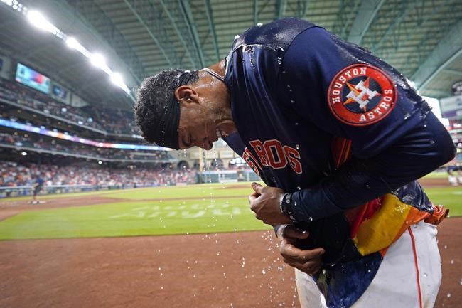 Peña's 2-run homer in 10th leads Astros over Blue Jays 8-7 | iNFOnews.ca
