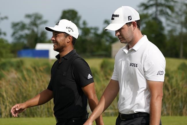 Patrick Cantlay, Xander Schauffele hold on in New Orleans | iNFOnews.ca