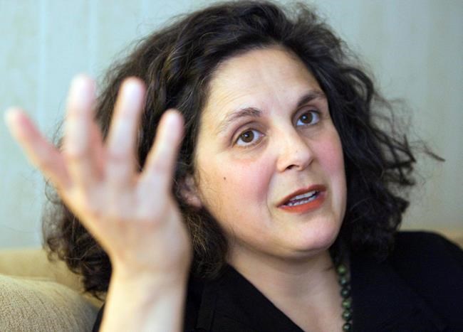 Canadian filmmaker Jennifer Baichwal tackles Monsanto herbicide case in new doc | iNFOnews.ca