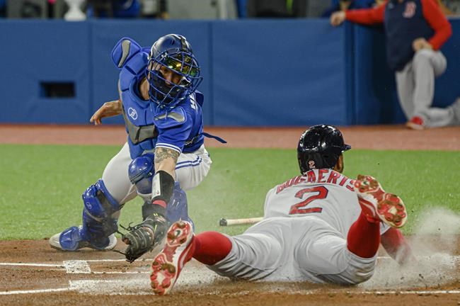 Boston Red Sox top Toronto Blue Jays 7-1 to end four-game losing skid | iNFOnews.ca CP1115639777
