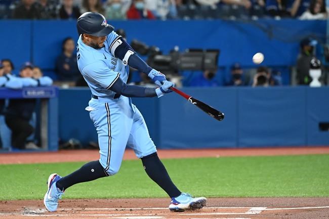 George Springer's two home runs power Blue Jays past Astros 2-1 | iNFOnews.ca CP683774549