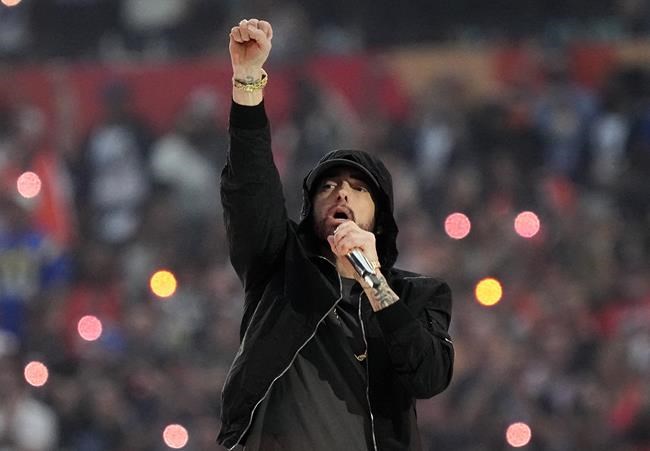 Dolly Parton, Eminem, Richie get into Rock Hall of Fame | iNFOnews.ca
