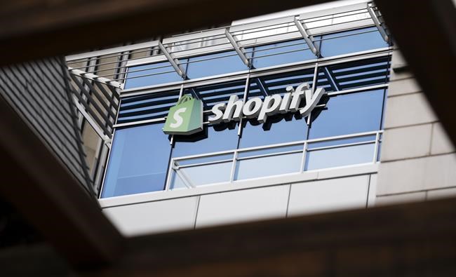 Shopify stock plunges to two-year low as it signs US$2.1-billion deal to buy Deliverr | iNFOnews.ca CP682251400