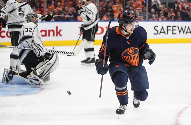 'He's no fun to go up against': Oilers' Yamamoto a popular linemate, pesky opponent | iNFOnews.ca