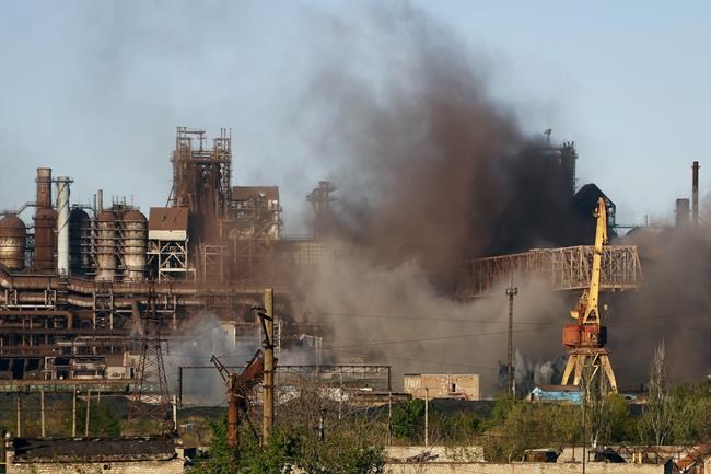 Ukraine evacuates civilians from steel plant under siege | iNFOnews.ca Ukraine evacuates civilians from steel plant under siege | iNFOnews.ca