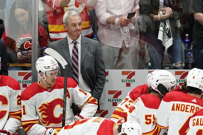 Flames' Darryl Sutter wins Jack Adams Award as NHL coach of the year | iNFOnews.ca Flames' Darryl Sutter wins Jack Adams Award as NHL coach of the year | iNFOnews.ca