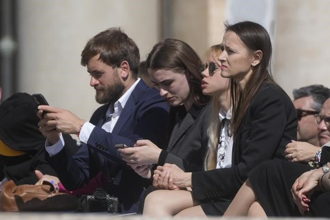 Wives of Mariupol defenders to pope: 'You are our last hope' | iNFOnews.ca Wives of Mariupol defenders to pope: 'You are our last hope' | iNFOnews.ca
