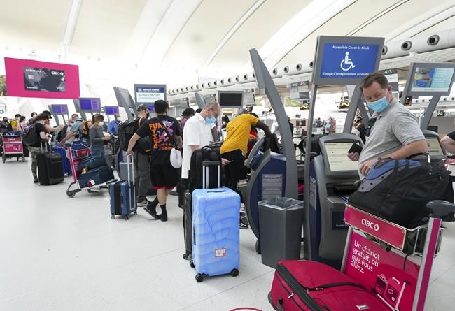 Tourism rebounding across Canada, but won't hit 2019 levels until 2023: Trade group | iNFOnews.ca Tourism rebounding across Canada, but won't hit 2019 levels until 2023: Trade group | iNFOnews.ca