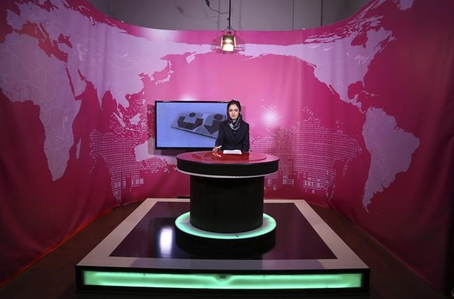 Afghan Taliban order women TV anchors to cover their faces | iNFOnews.ca CP1159354788