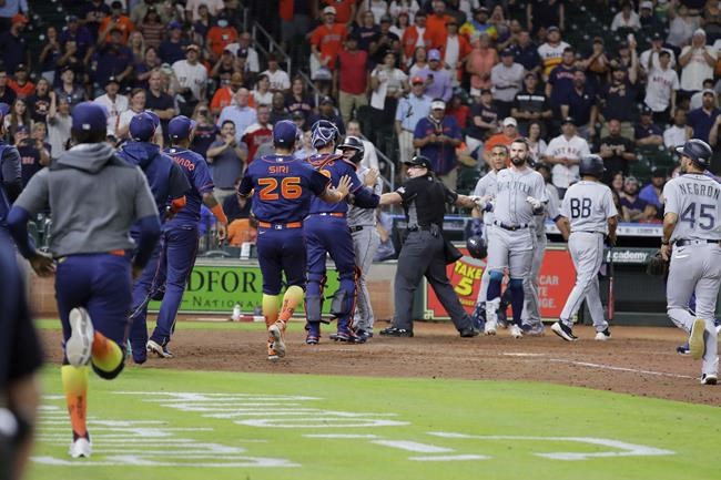Benches clear in 9th as Mariners beat Astros | iNFOnews.ca Benches clear in 9th as Mariners beat Astros | iNFOnews.ca