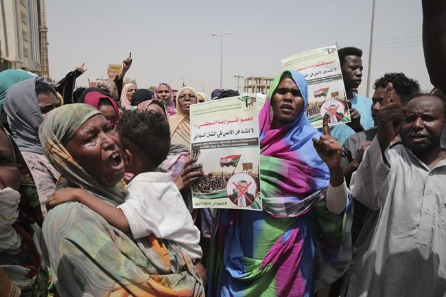 Sudan anti-coup group sits with generals for the first time | iNFOnews.ca