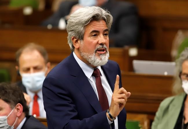 Quebec wants federal language law reform to drop reference about promoting English | iNFOnews.ca CP671923450