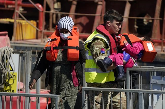 UK cancels first flight to deport asylum seekers to Rwanda | iNFOnews.ca