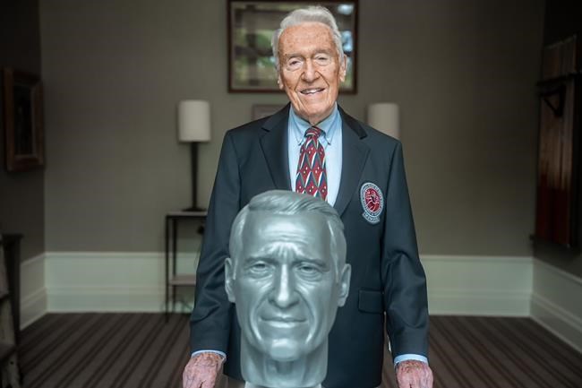 Former Alouettes head coach Marv Levy joins select football group | iNFOnews.ca Former Alouettes head coach Marv Levy joins select football group | iNFOnews.ca