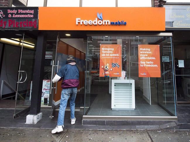 Sale of Freedom Mobile to Quebecor not enough for competition, says telecom watcher | iNFOnews.ca
