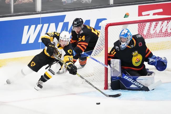 Host Sea Dogs shake rust, Bulldogs in 5-3 Memorial Cup win | iNFOnews.ca Host Sea Dogs shake rust, Bulldogs in 5-3 Memorial Cup win | iNFOnews.ca