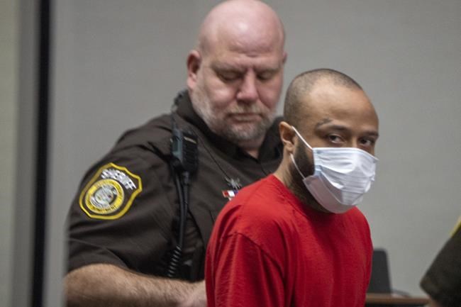 EXPLAINER: How parade crash insanity plea will work | iNFOnews.ca CP310256484