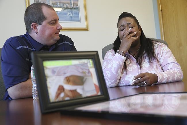 Couple sues Boston hospital over loss of baby's body | iNFOnews.ca