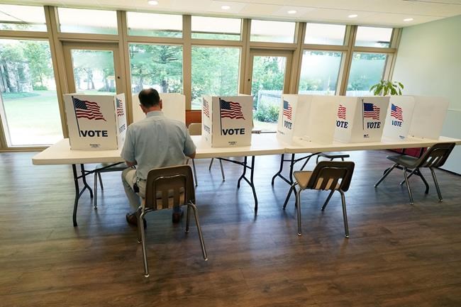 Voters switch lopsidedly to GOP, in warning for Dems | iNFOnews.ca