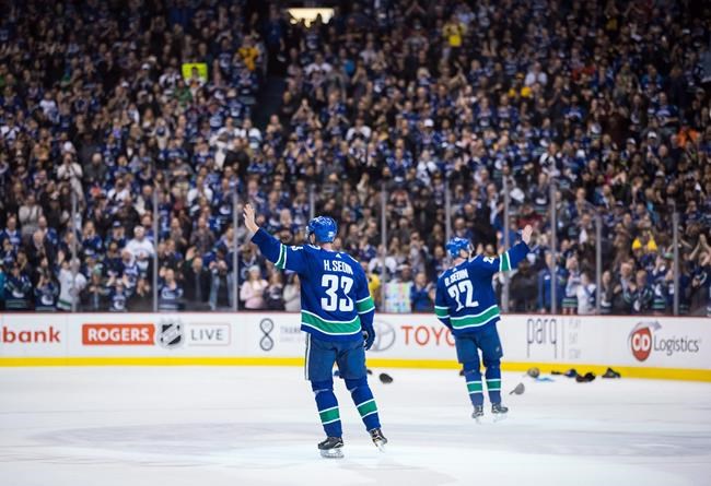 Sedins, Luongo, Alfredsson headline Hockey Hall of Fame's 2022 class | iNFOnews.ca