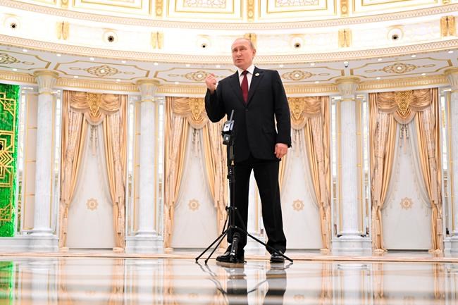 Putin: Western leaders would look 'disgusting' topless | iNFOnews.ca Putin: Western leaders would look 'disgusting' topless | iNFOnews.ca