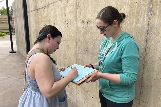 Backers of Oregon gun-safety measure hope for fall ballot | iNFOnews.ca Backers of Oregon gun-safety measure hope for fall ballot | iNFOnews.ca