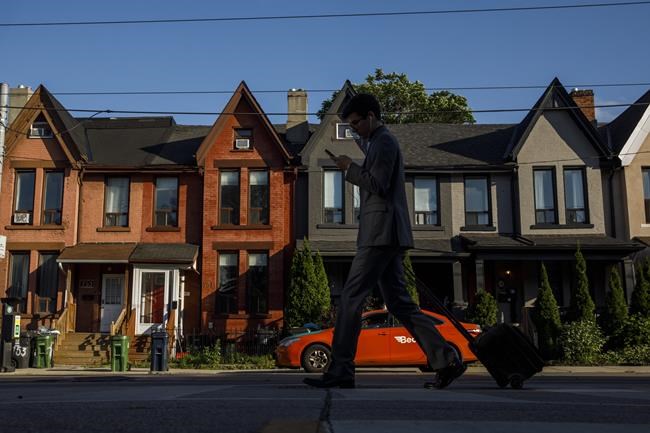 Roommates, multi-generational homes rising amid increasing costs, immigration: census | iNFOnews.ca Roommates, multi-generational homes rising amid increasing costs, immigration: census | iNFOnews.ca