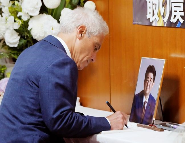 Police probe of Abe security lapse begins as Japan mourns | iNFOnews.ca