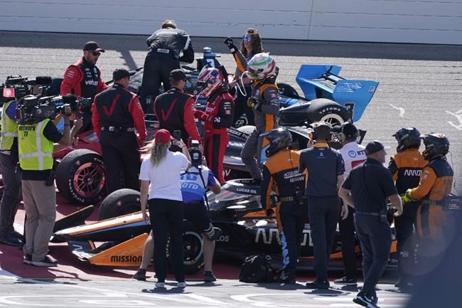 Josef Newgarden taken to hospital; Pato O'Ward wins at Iowa | iNFOnews.ca